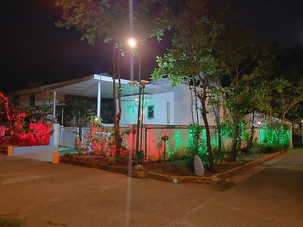 Sunstone Villa 罗纳瓦拉 外观 照片