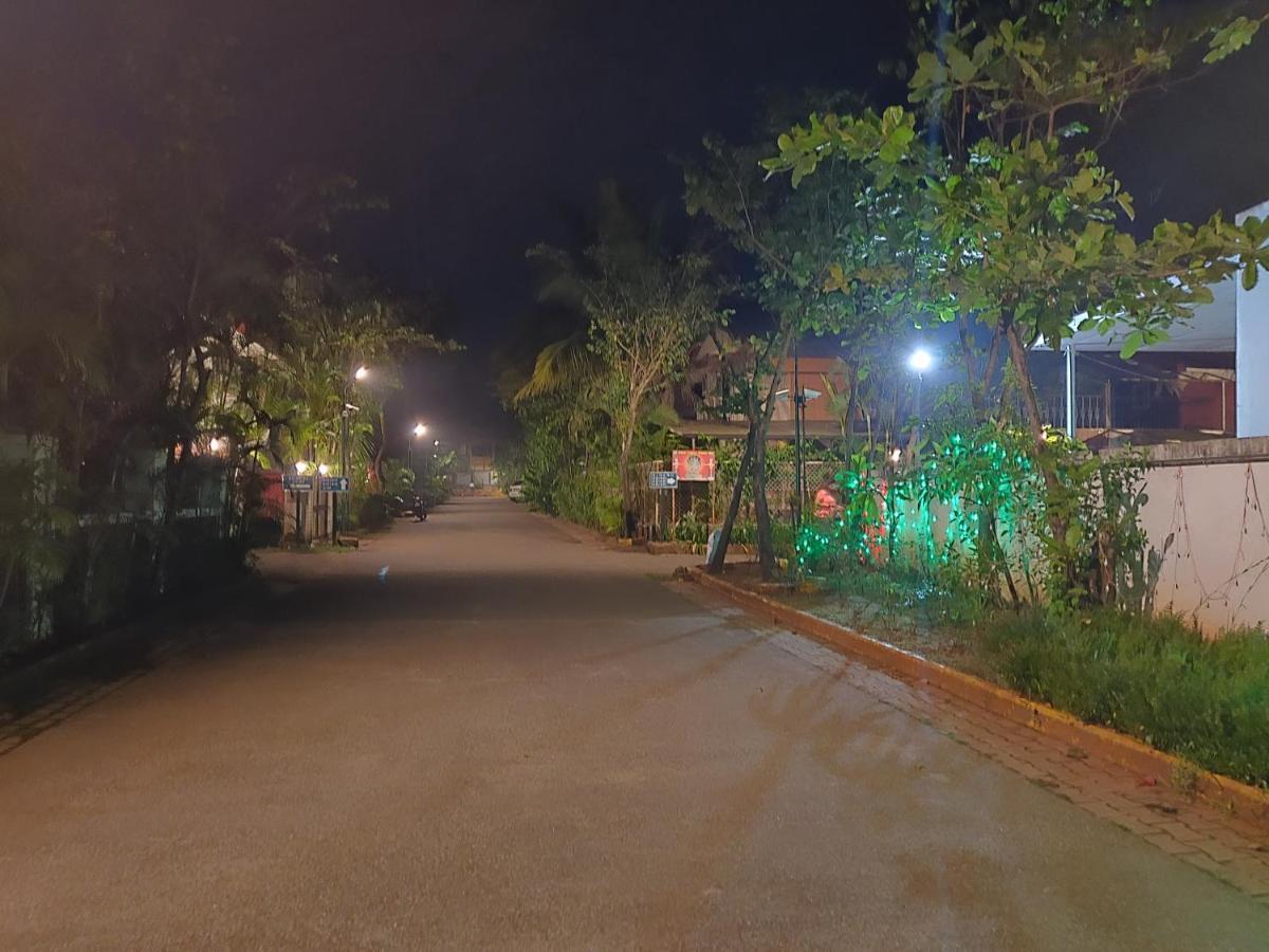 Sunstone Villa 罗纳瓦拉 外观 照片